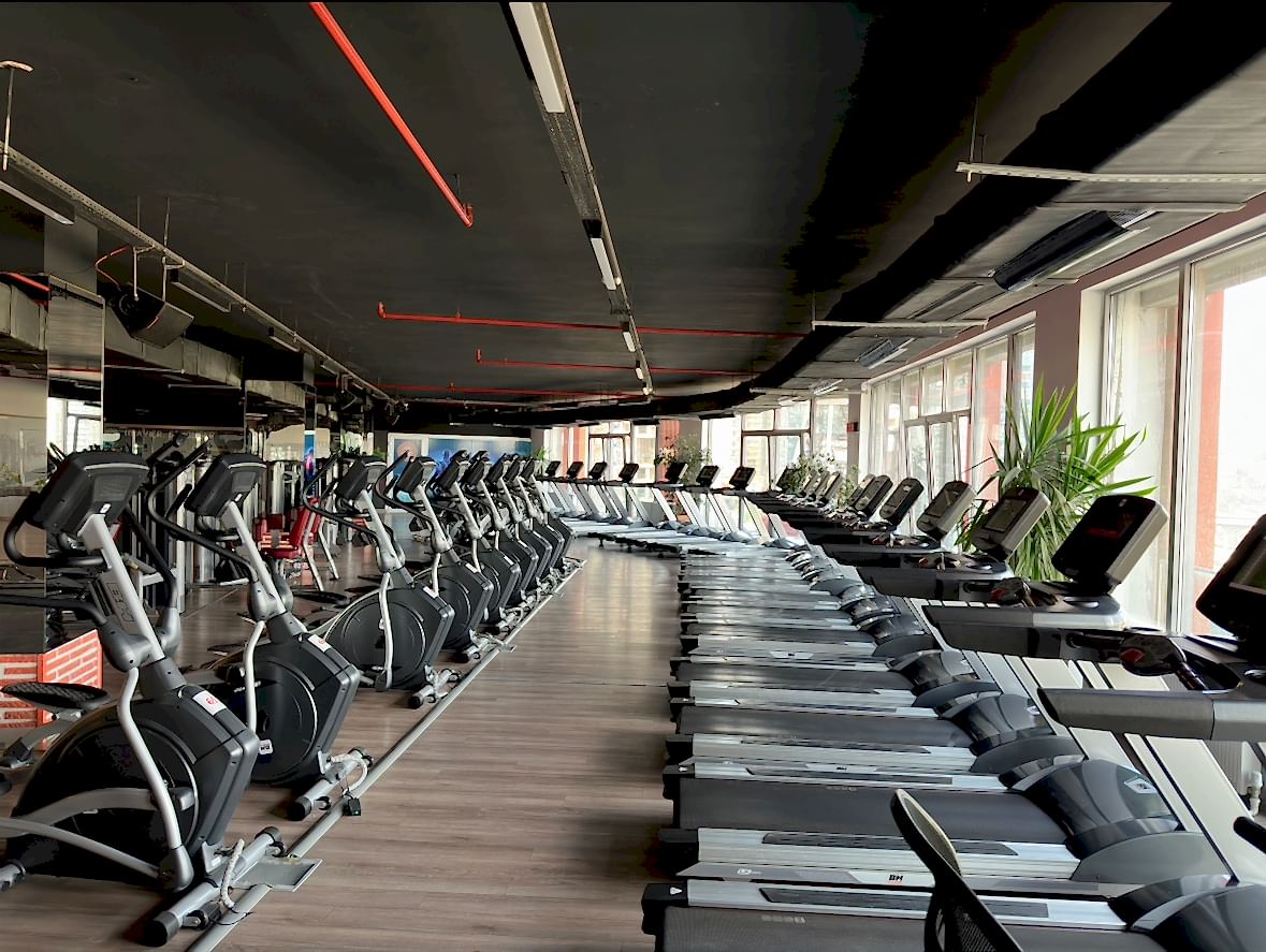 Kadıköy Spor Salonu, Acıbadem Spor Salonu, Göztepe Spor Salonu, koşuyolu Spor Salonu, bostancı Spor Salonu, ataşehir Spor Salonu